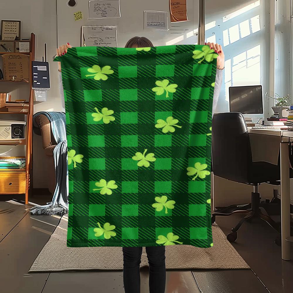 St.Patrick s Day Green clover Print Flannel Blanket,High quality Comfortable for All Seasons,Home Decor,Warmth and Comfort,Perfect for Christmas Gifts 80cm x 120cm
St.Patrick s Day Green clover Print Flannel Blanket,High quality Comfortable for All Seasons,Home Decor,Warmth and Comfort,Perfect for Christmas Gifts 80cm x 120cm