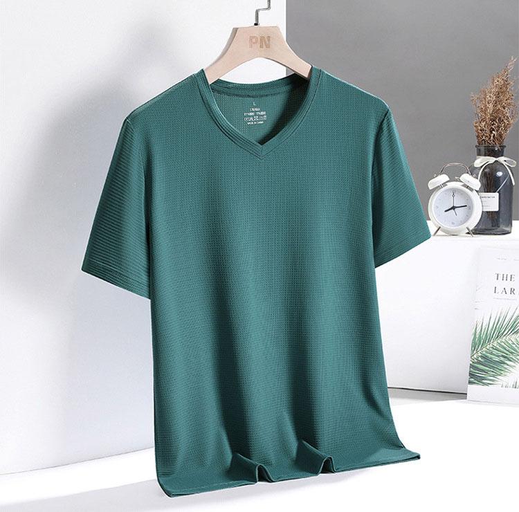 Men s Summer V-Collar Short-Sleeve Quick-Dry Breathable Plus Size Solid Color T-Shirt Casual And Comfortable T-Shirt 8XL зелений
Men s Summer V-Collar Short-Sleeve Quick-Dry Breathable Plus Size Solid Color T-Shirt Casual And Comfortable T-Shirt 8XL зелений