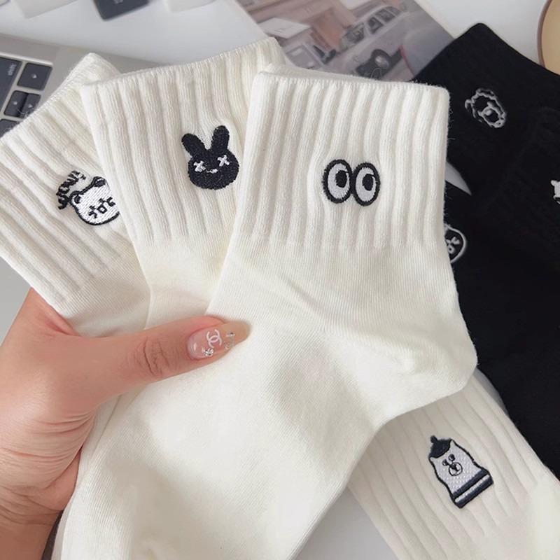5 Pairs of Girls Spring and Summer Style with New Cotton Lovely Embroidered Short Tube Socks 5 Pairs чорний
5 Pairs of Girls Spring and Summer Style with New Cotton Lovely Embroidered Short Tube Socks 5 Pairs чорний