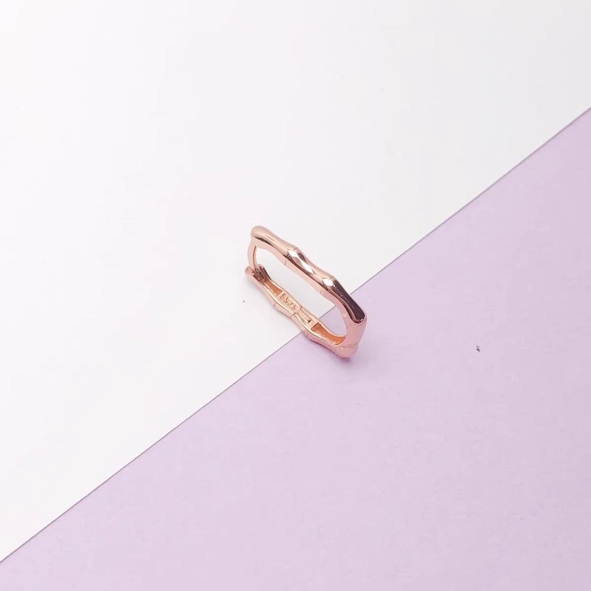 S925 Sterling Silver Bamboo Jade Drop Earrings with Safety Ring Clip
S925 Sterling Silver Bamboo Jade Drop Earrings with Safety Ring Clip