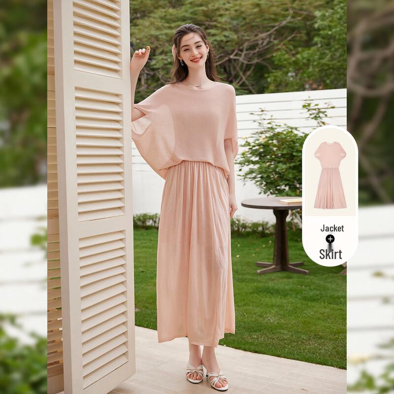 Bailuyu Gentle Batwing Sleeve Knitted Two-Piece Set S
Bailuyu Gentle Batwing Sleeve Knitted Two-Piece Set S