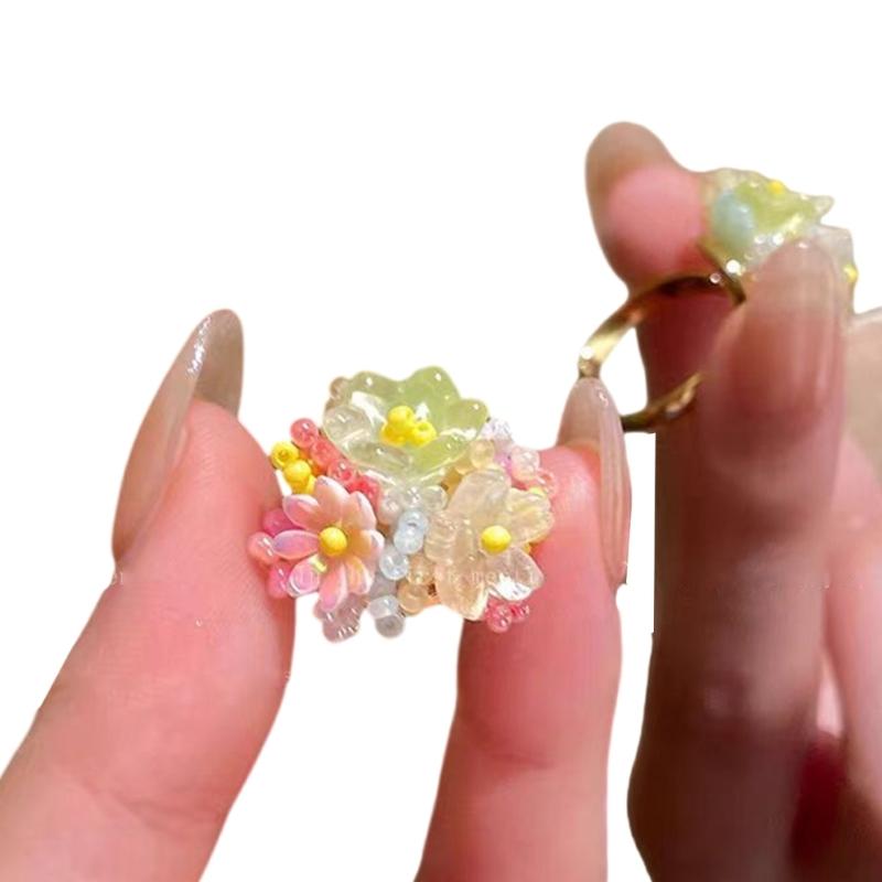 Stylish Hydrangea Resin Rings with Adjustable Design Multicolor Beaded Jewelry Perfect for Casual or Holiday Outfits
Stylish Hydrangea Resin Rings with Adjustable Design Multicolor Beaded Jewelry Perfect for Casual or Holiday Outfits