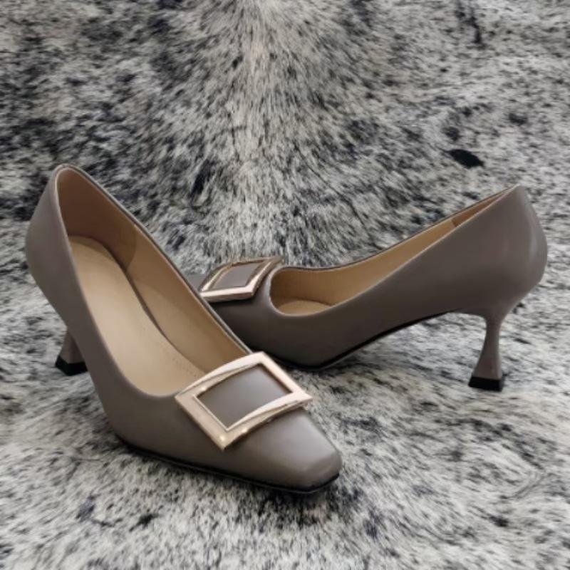 Xinhao Shoe Factory Microfiber Leather Square Buckle Rhinestone Shallow Mouth Temperament Versatile Banquet Fashion Work Single Shoes High Heels 40
Xinhao Shoe Factory Microfiber Leather Square Buckle Rhinestone Shallow Mouth Temperament Versatile Banquet Fashion Work Single Shoes High Heels 40