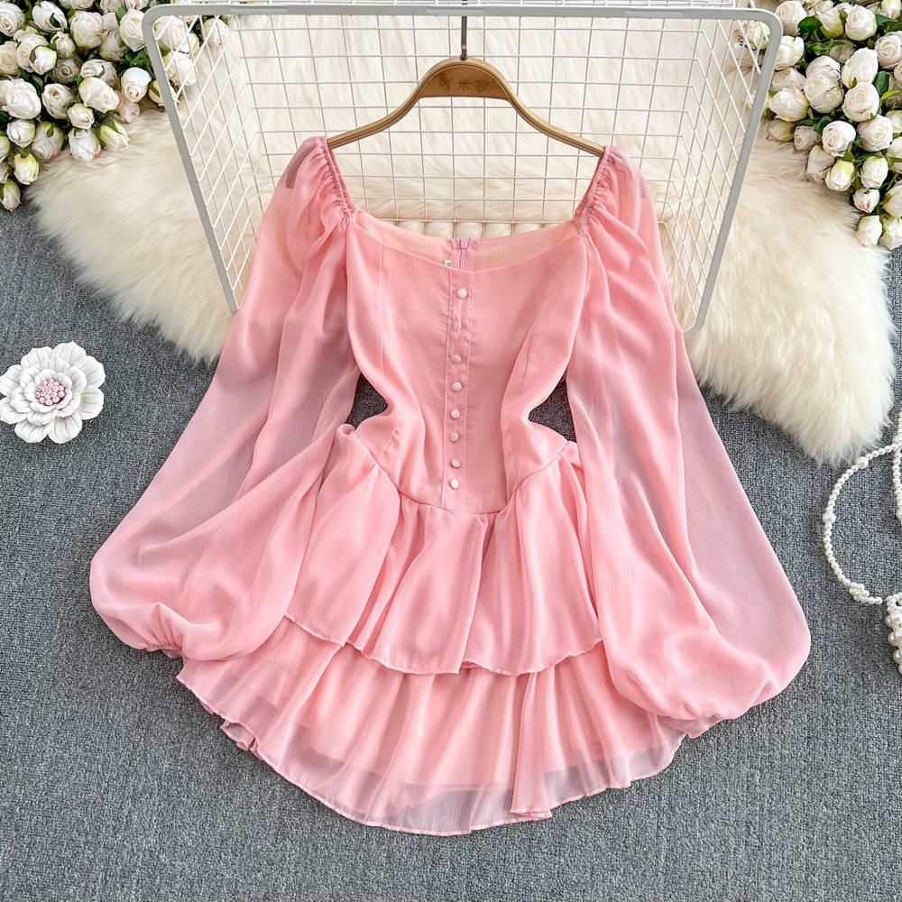 RUGOD First Love Dress, шифоновое платье с квадратным вырезом, женское платье весны 2022, новое платье принцессы с пышными рукавами и рюшами на талии
RUGOD First Love Dress, шифоновое платье с квадратным вырезом, женское платье весны 2022, новое платье принцессы с пышными рукавами и рюшами на талии
