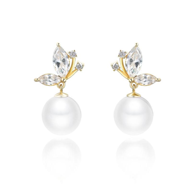 Huitan Chic Simulated Pearl Drop Earrings with Dazzling Cubic Zirconia Exquisite Accessories for Women Fancy Gift Trendy Zircon
Huitan Chic Simulated Pearl Drop Earrings with Dazzling Cubic Zirconia Exquisite Accessories for Women Fancy Gift Trendy Zircon