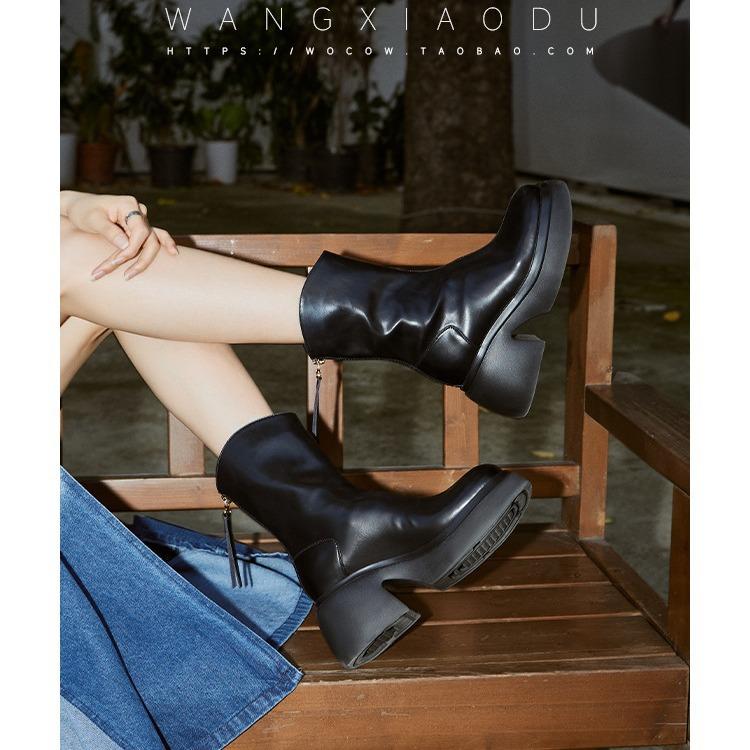 Martin boots high-heeled short boots 2024 autumn and winter new women s thick-soled V-mouth muffin small thick-heeled elastic thin boots 35 бежевий
Martin boots high-heeled short boots 2024 autumn and winter new women s thick-soled V-mouth muffin small thick-heeled elastic thin boots 35 бежевий
