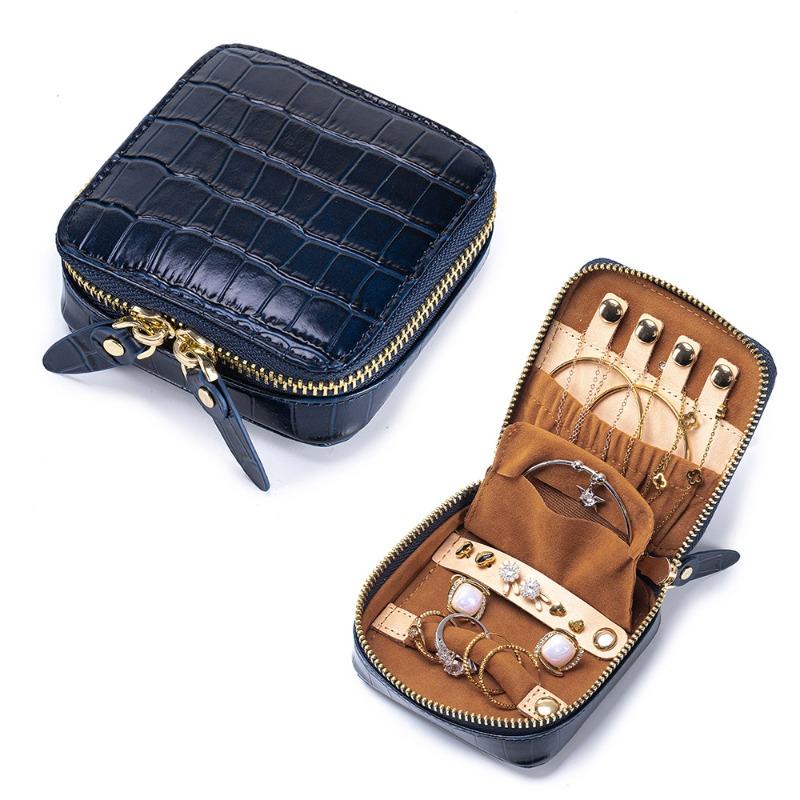 Leather crocodile pattern high-value exquisite jewelry box, stud earrings, ring necklace, earrings, hand jewelry, portable storage box for women
Leather crocodile pattern high-value exquisite jewelry box, stud earrings, ring necklace, earrings, hand jewelry, portable storage box for women