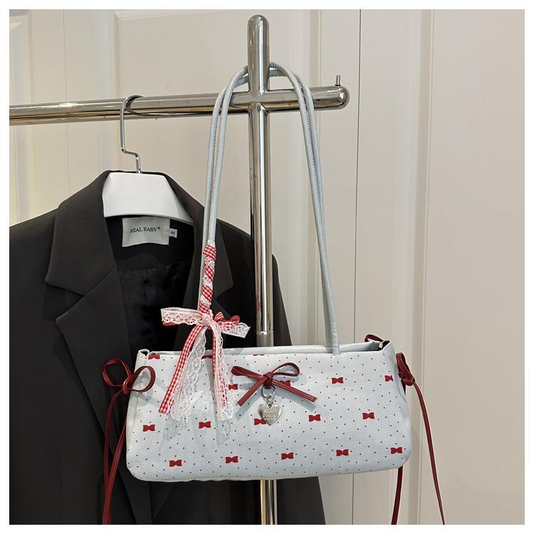 Contrasting color large-capacity bag women s 2025 summer new armpit bag fashionable and simple portable casual versatile shoulder bag синій
Contrasting color large-capacity bag women s 2025 summer new armpit bag fashionable and simple portable casual versatile shoulder bag синій