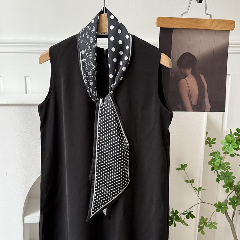 Silk scarf atmosphere, new long silk scarf, streamer, women s high-end sense, matching shirt, small scarf, headscarf, headband.
Silk scarf atmosphere, new long silk scarf, streamer, women s high-end sense, matching shirt, small scarf, headscarf, headband.