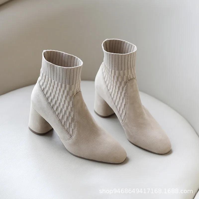 New Exquisite Women s Boots Luxury Square Head Apricot Splicing Knitted Socks Boots Thick Heel Modern Casual Short Boots 35 абрикосовий
New Exquisite Women s Boots Luxury Square Head Apricot Splicing Knitted Socks Boots Thick Heel Modern Casual Short Boots 35 абрикосовий