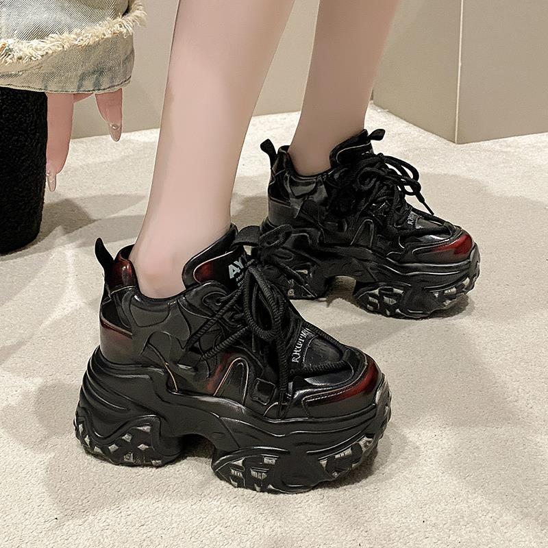 The inner height is increased and the new European station autumn platform dad shoes women s casual sports shoes are small. 39
The inner height is increased and the new European station autumn platform dad shoes women s casual sports shoes are small. 39