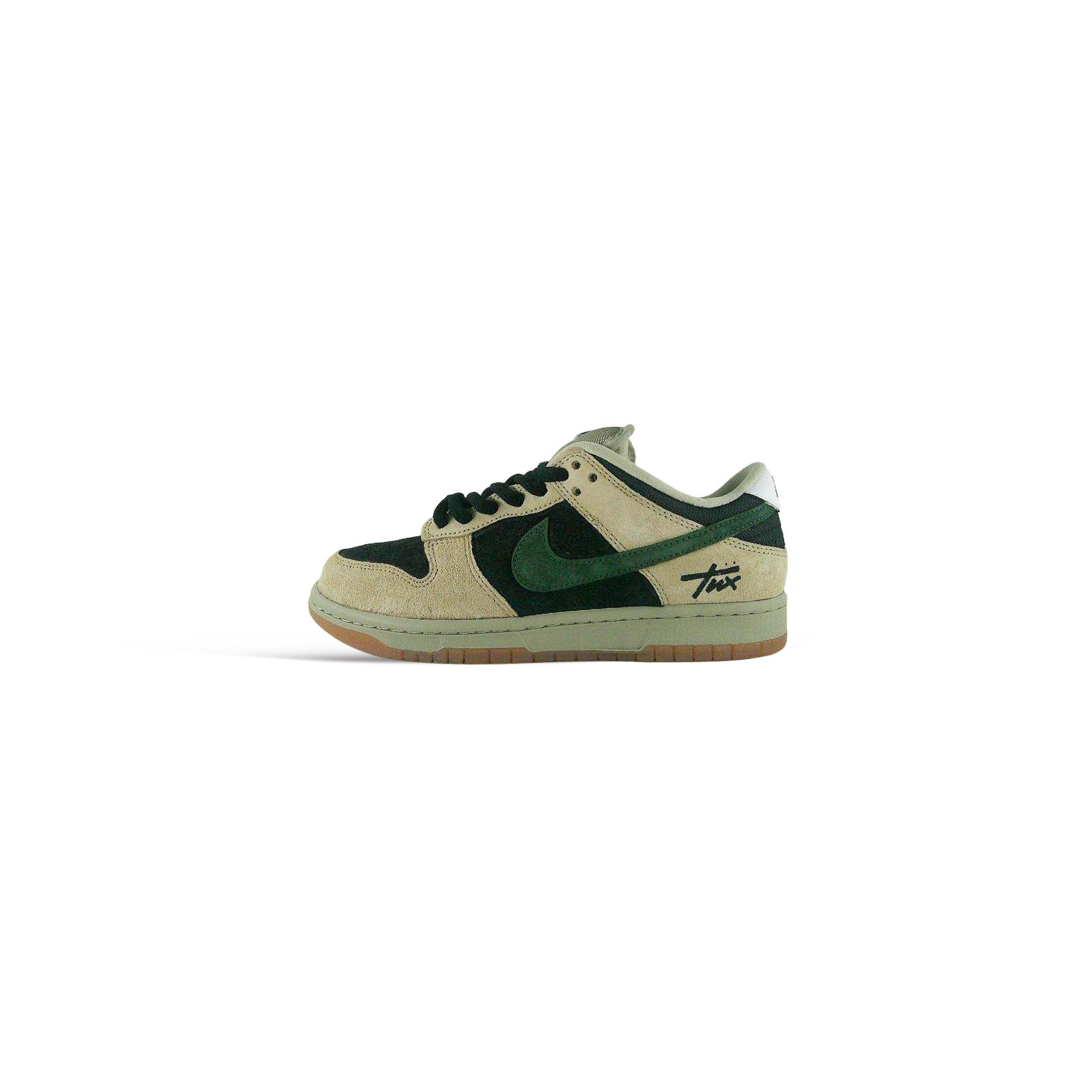 Nike Dunk SB Withered Fir Wood Suede Abrasion Resistant Low top Skateboard Shoes Unisex Black Brown Green HJ0367-200(Team1542-) 38.5
Nike Dunk SB Withered Fir Wood Suede Abrasion Resistant Low top Skateboard Shoes Unisex Black Brown Green HJ0367-200(Team1542-) 38.5