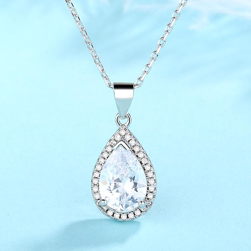 Teardrop Zircon Pendant Necklace for Women - European & American Fashion Clavicle Chain Jewelry
Teardrop Zircon Pendant Necklace for Women - European & American Fashion Clavicle Chain Jewelry