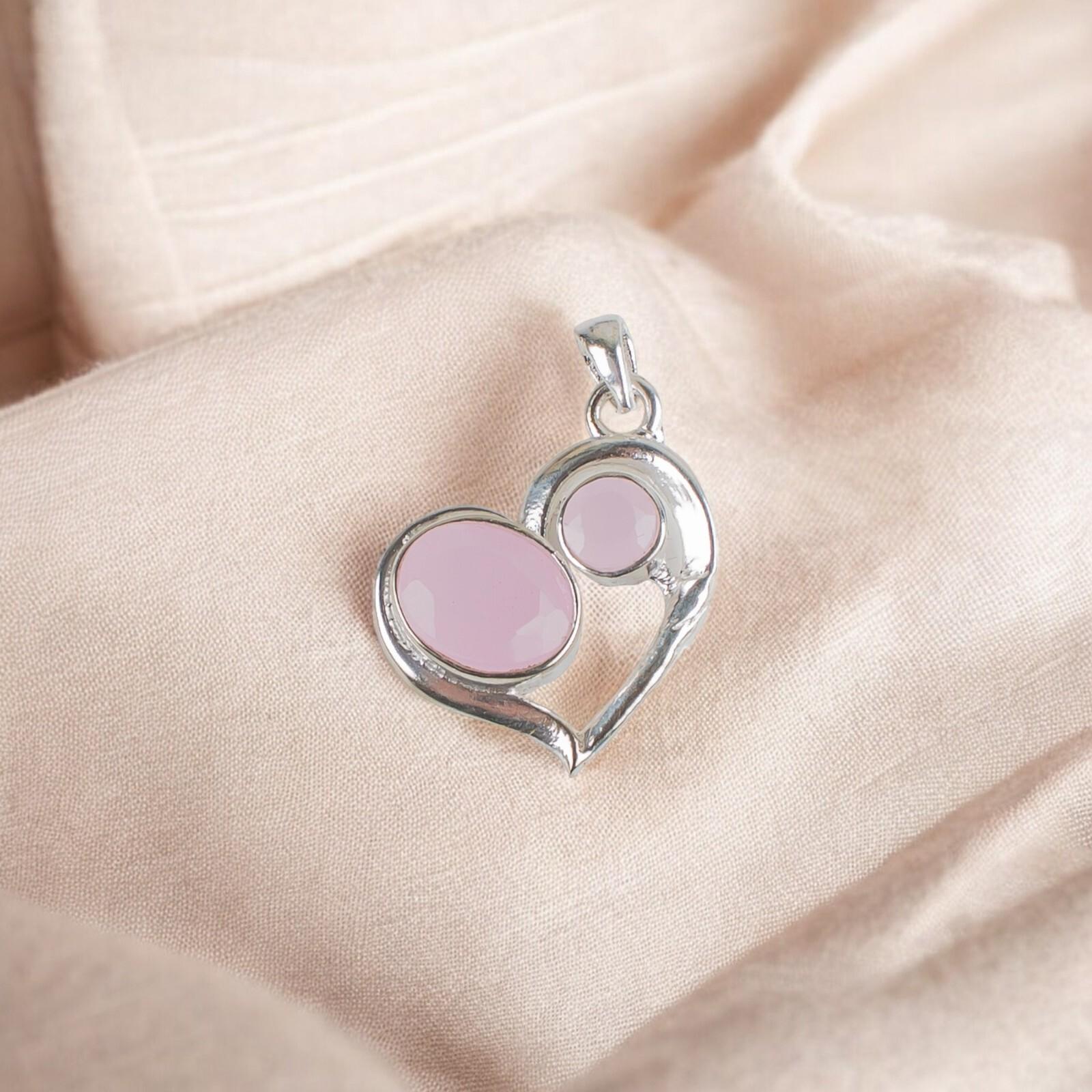 Rose Chalcedony Gemstone 925 Sterling Silver Statement Jewelry Women s Pendant CP-3-16
Rose Chalcedony Gemstone 925 Sterling Silver Statement Jewelry Women s Pendant CP-3-16