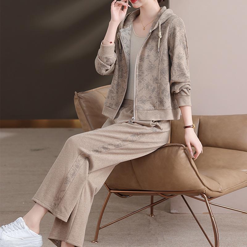 Mom s 2026 Chic Spring Sportswear Set: Stylish Jacket & Youthful Fashion Top for Middle-aged & Elderly Women 5XL (Recommended for 150-165 Jin)
Mom s 2026 Chic Spring Sportswear Set: Stylish Jacket & Youthful Fashion Top for Middle-aged & Elderly Women 5XL (Recommended for 150-165 Jin)