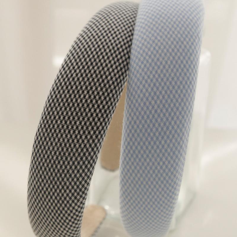 J.Lauren Эмбо Клетчатая Пушистая Повязка для Волос H0829 Sora
J.Lauren Эмбо Клетчатая Пушистая Повязка для Волос H0829 Sora