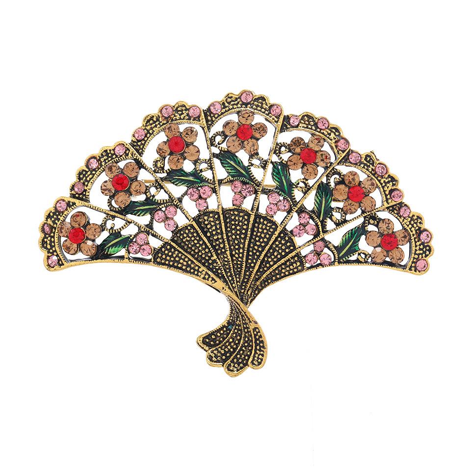 Ретро новая выдолбленная брошь в виде веера женская мода цветок Cheongsam на пуговицах на груди цветок аксессуар булавка золотой
Ретро новая выдолбленная брошь в виде веера женская мода цветок Cheongsam на пуговицах на груди цветок аксессуар булавка золотой