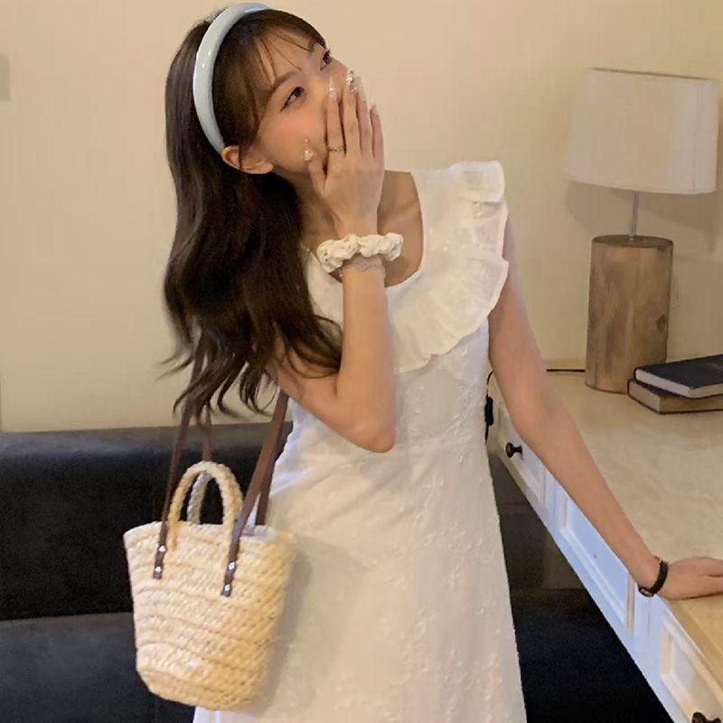 French Tea Party Sleeveless White Lace Dress - Women s Slimming Square Neck Long Elegant Dress L
French Tea Party Sleeveless White Lace Dress - Women s Slimming Square Neck Long Elegant Dress L