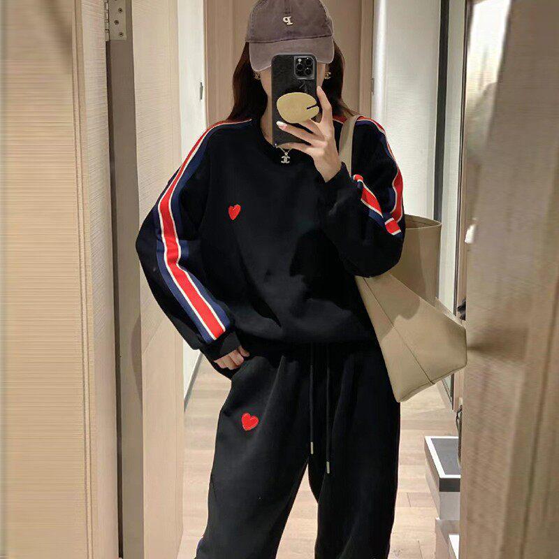 Plus Size Women s 300 Jin Autumn/Winter European Style Hoodie & Sportswear Set - Age-Reducing Casual Fashion Two-Piece. XL (Recommended 90-125 Jin)
Plus Size Women s 300 Jin Autumn/Winter European Style Hoodie & Sportswear Set - Age-Reducing Casual Fashion Two-Piece. XL (Recommended 90-125 Jin)