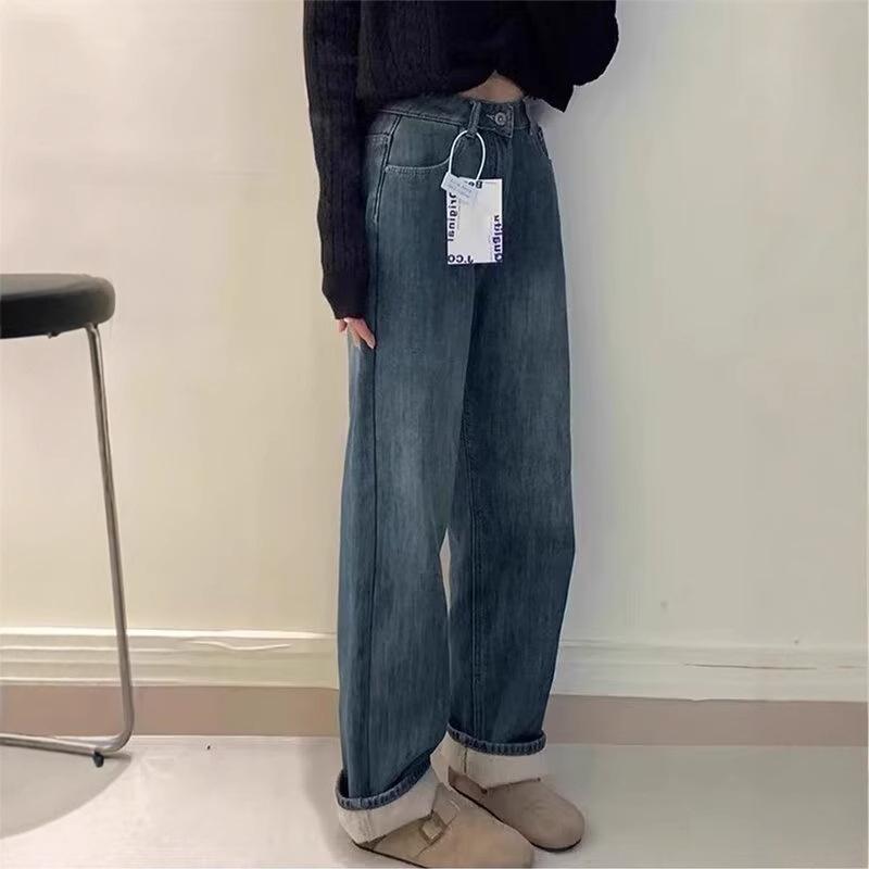 Women s Plus Size Fleece-Lined Wide Leg Jeans: Winter High Waist, Pear Shape, Floor Length 3XL
Women s Plus Size Fleece-Lined Wide Leg Jeans: Winter High Waist, Pear Shape, Floor Length 3XL