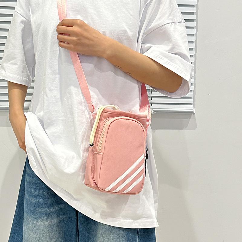 New 2025 spring and summer mobile phone bag crossbody shoulder mobile phone change bag multi-functional leisure outdoor sports bag portable помаранчевий
New 2025 spring and summer mobile phone bag crossbody shoulder mobile phone change bag multi-functional leisure outdoor sports bag portable помаранчевий