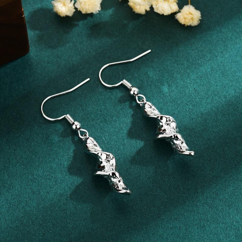 Серьги Модная бижутерия Трансграничная Уникальная Необычная Осень Зима Стильная Высококлассный Дизайнерский вид
Серьги Модная бижутерия Трансграничная Уникальная Необычная Осень Зима Стильная Высококлассный Дизайнерский вид