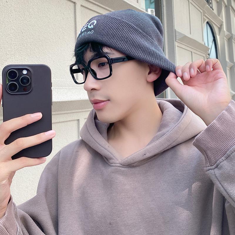 New embroidered letter knitted hat for men and women outdoor leisure sunscreen sunshade fashion versatile travel Adjustable сірий колір
New embroidered letter knitted hat for men and women outdoor leisure sunscreen sunshade fashion versatile travel Adjustable сірий колір