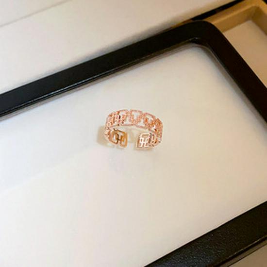 Корейское плиссированное циркониевое разомкнутое кольцо: Универсальные модные украшения для женщин
Корейское плиссированное циркониевое разомкнутое кольцо: Универсальные модные украшения для женщин