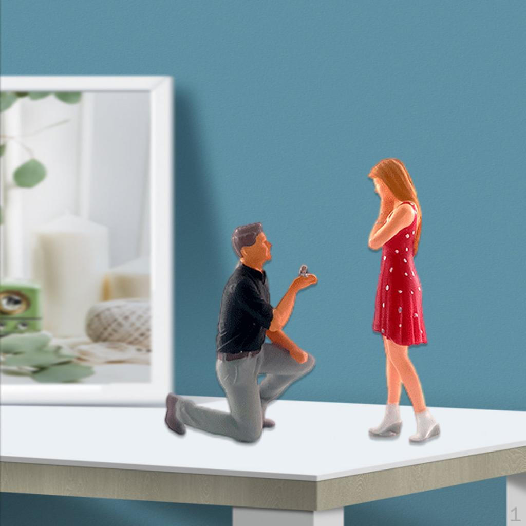 1 paar 1/64 Hand Painted Characters Resin Wedding Doll Street Table Layout Scenery Diorama Model Red
1 paar 1/64 Hand Painted Characters Resin Wedding Doll Street Table Layout Scenery Diorama Model Red