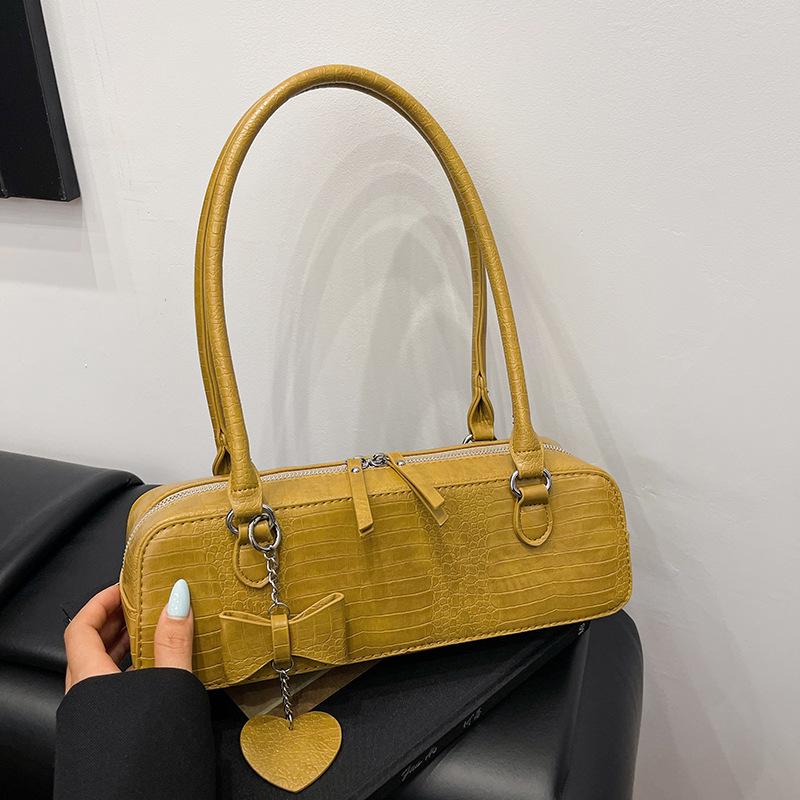 Textured small bag women s new foreign style shoulder underarm bag niche design small square bag
Textured small bag women s new foreign style shoulder underarm bag niche design small square bag