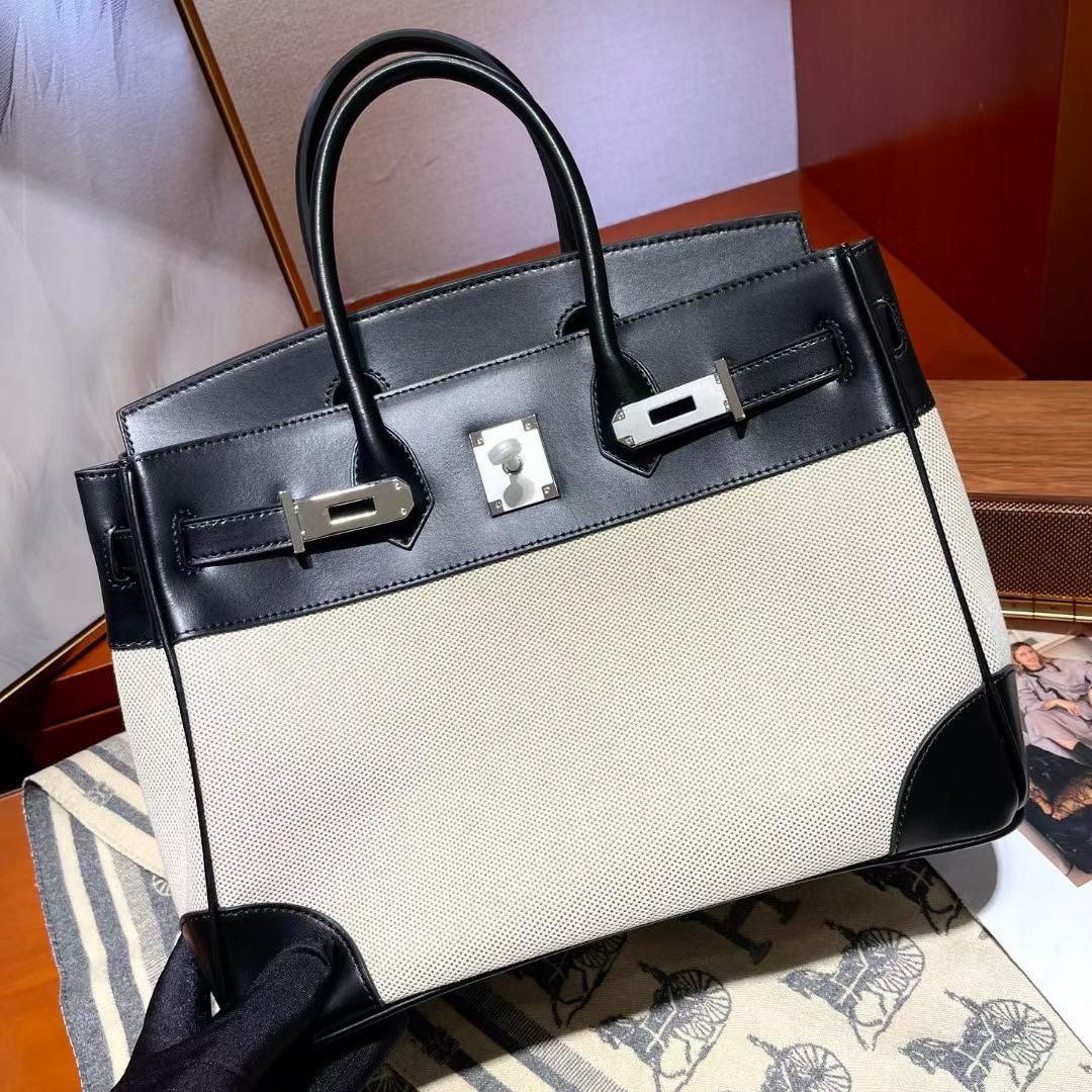 Сумка из холщовой коровьей кожи Platinum, контрастного цвета, ручная сумка через плечо, повседневная сумка-сплайсинг, большая вместимость, женская сумка из натуральной кожи 30x16x23cm
Сумка из холщовой коровьей кожи Platinum, контрастного цвета, ручная сумка через плечо, повседневная сумка-сплайсинг, большая вместимость, женская сумка из натуральной кожи 30x16x23cm