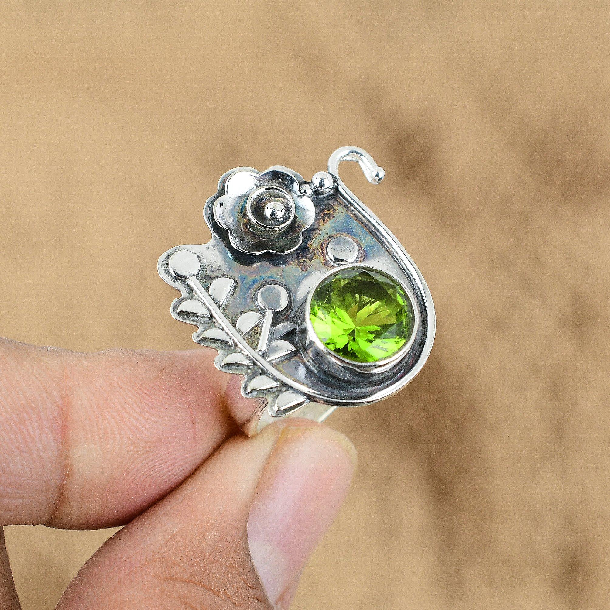 Mothers day Deal Peridot Stone Unique Flower Wedding Ring 925 Sterling Silver Yes
Mothers day Deal Peridot Stone Unique Flower Wedding Ring 925 Sterling Silver Yes