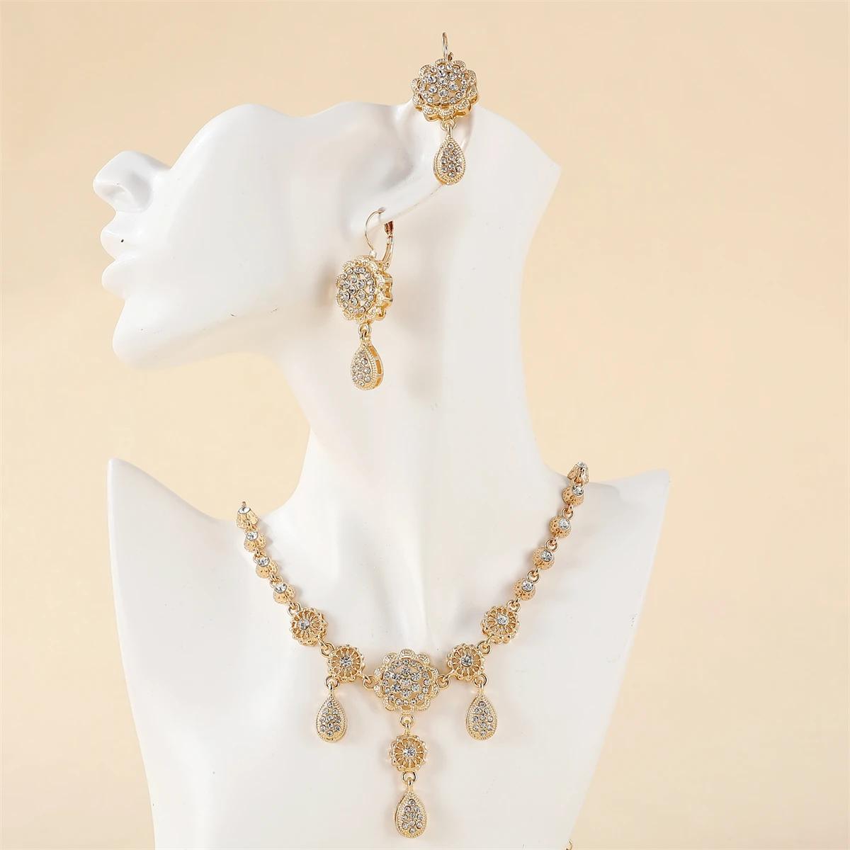 Moroccan Style Women s Wedding Jewelry, Necklace And Earrings 2-Piece Set, Full Of Rhinestone Setting
Moroccan Style Women s Wedding Jewelry, Necklace And Earrings 2-Piece Set, Full Of Rhinestone Setting