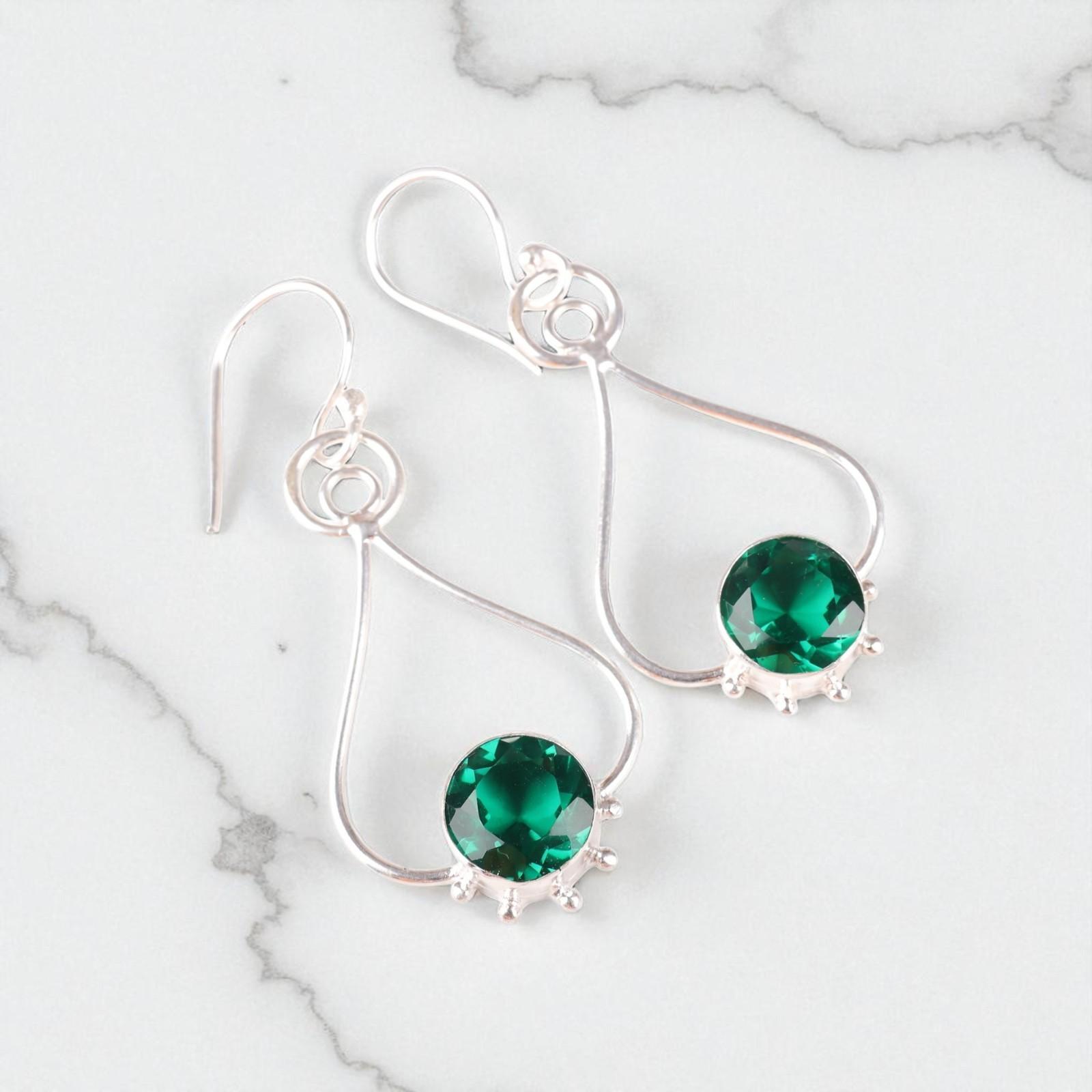 Chrome Diopside Gemstone 925 Sterling Silver Handmade Drop/Dangle Earrings 2.06 EE-98-1
Chrome Diopside Gemstone 925 Sterling Silver Handmade Drop/Dangle Earrings 2.06 EE-98-1