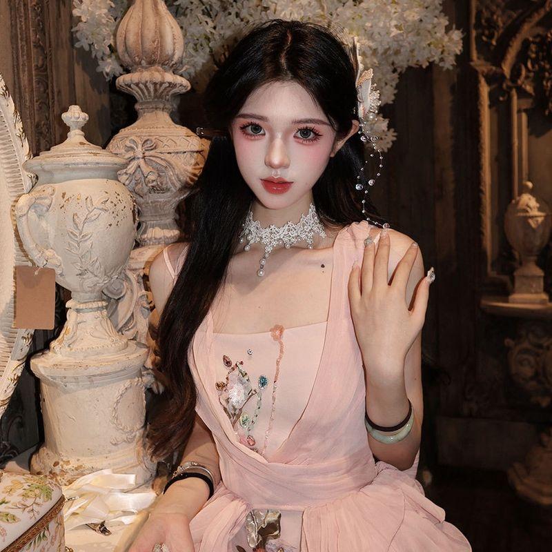 Черное кружевное колье-цепочка на ключицу для женщин
Черное кружевное колье-цепочка на ключицу для женщин