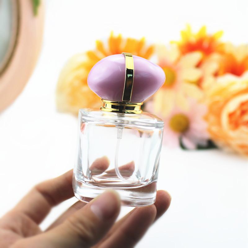 30ML Transparent Perfume Bottle Portable Spray Glass Bottle With Sapphire Cap Cosmetic Container Travel Atomizer синий
30ML Transparent Perfume Bottle Portable Spray Glass Bottle With Sapphire Cap Cosmetic Container Travel Atomizer синий