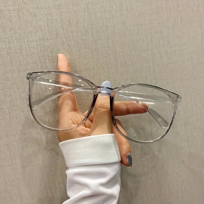 1 Pair of Blue Light Protective Glasses with A Simple Design for Both Men and Women Suitable for Daily and Office Use
1 Pair of Blue Light Protective Glasses with A Simple Design for Both Men and Women Suitable for Daily and Office Use