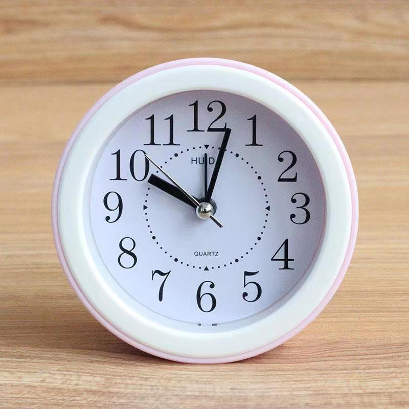 Бесшумный будильник с крупными символами для студентов, дома или спальни.
Бесшумный будильник с крупными символами для студентов, дома или спальни.