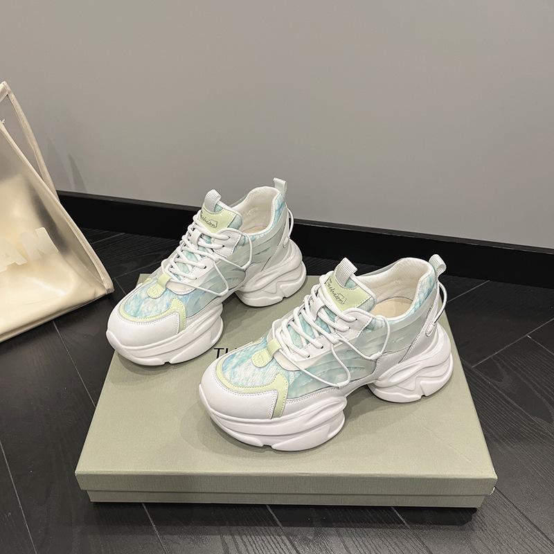 Платформенные кроссовки папины кроссовки женские новые повседневные женские туфли весна и лето универсальные женские спортивные маленькие белые одинарные туфли модная обувь 40 зелёный
Платформенные кроссовки папины кроссовки женские новые повседневные женские туфли весна и лето универсальные женские спортивные маленькие белые одинарные туфли модная обувь 40 зелёный