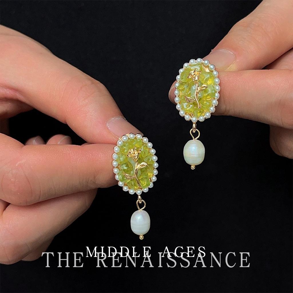 Secret Garden Vintage Court Pearl Flower Earrings Gentle Girly Literary Earrings
Secret Garden Vintage Court Pearl Flower Earrings Gentle Girly Literary Earrings