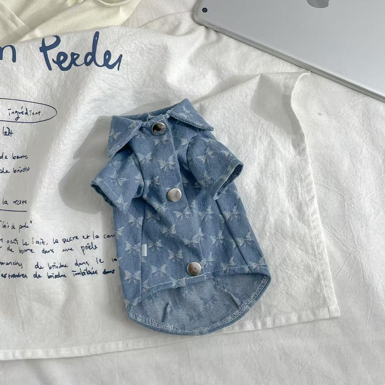 Мягкая джинсовая рубашка с длинным рукавом для девон-рексов и бесшерстных кошек – Весенне-осенняя одежда для питомцев S 2-3 jin светло-синий
Мягкая джинсовая рубашка с длинным рукавом для девон-рексов и бесшерстных кошек – Весенне-осенняя одежда для питомцев S 2-3 jin светло-синий