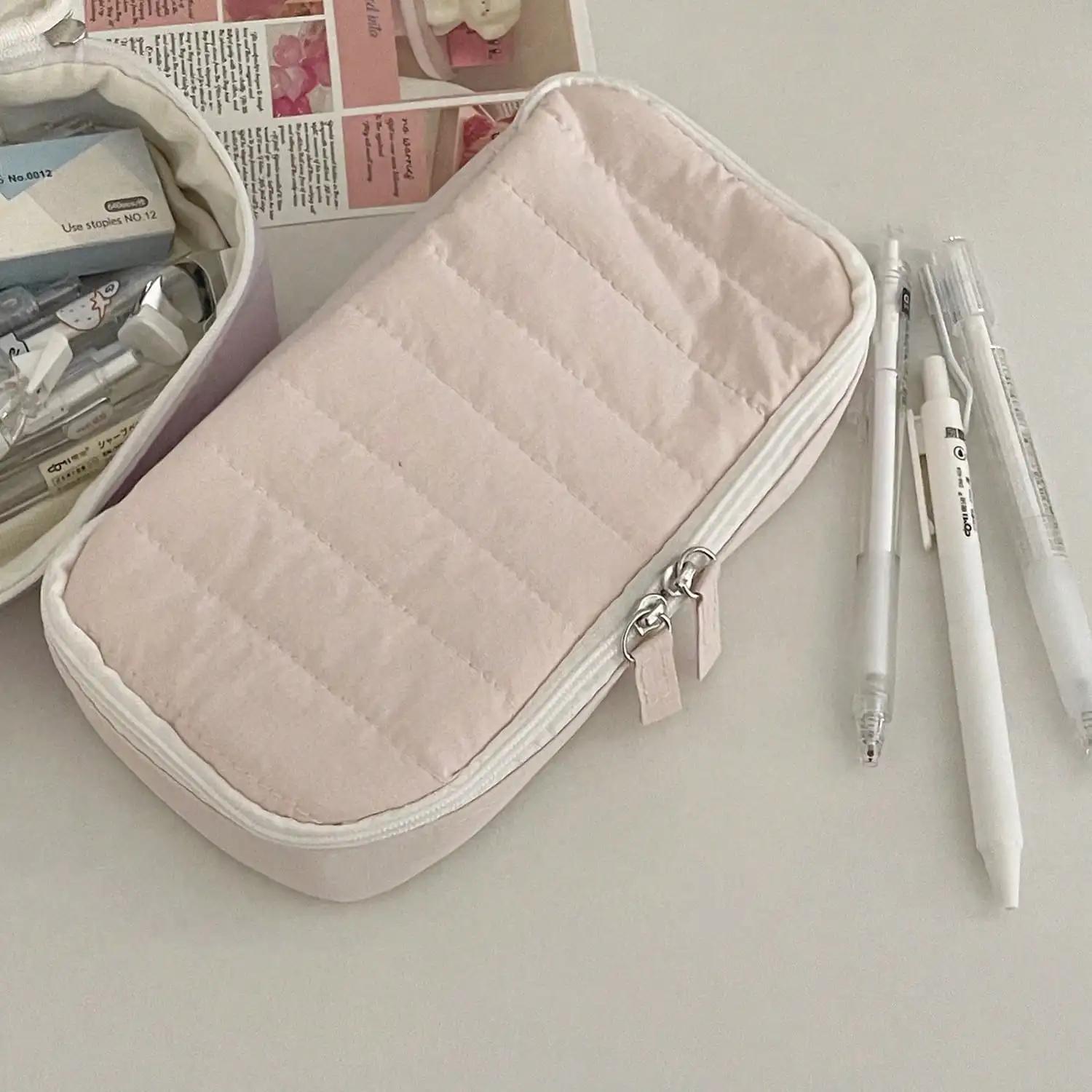 Fluffy Cake Pencil Case Soft Fabric Simple Solid Color Quilted Zipper Pouch Student Stationery Bag Portable Multi Purpose розовый
Fluffy Cake Pencil Case Soft Fabric Simple Solid Color Quilted Zipper Pouch Student Stationery Bag Portable Multi Purpose розовый