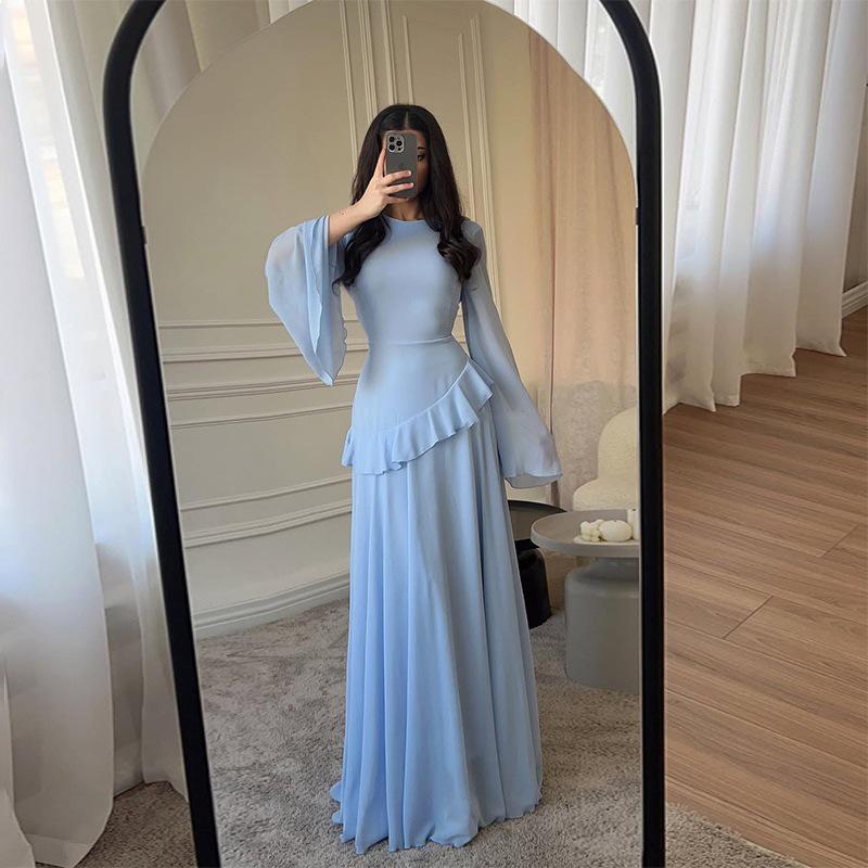 Autumn 2025 High-End European & American Pure Desire Style Slim Fit Round Neck Long Sleeve Dress XS небесно-голубой
Autumn 2025 High-End European & American Pure Desire Style Slim Fit Round Neck Long Sleeve Dress XS небесно-голубой