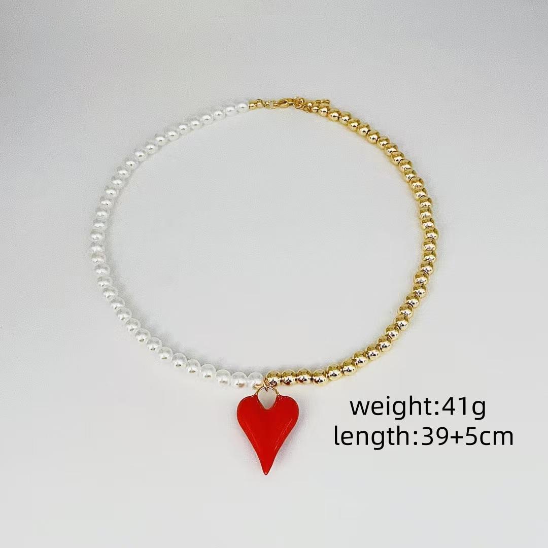 Niche Collarbone Chain Red Love Pendant Necklace Retro Premium Gold Zircon Necklace Niche
Niche Collarbone Chain Red Love Pendant Necklace Retro Premium Gold Zircon Necklace Niche