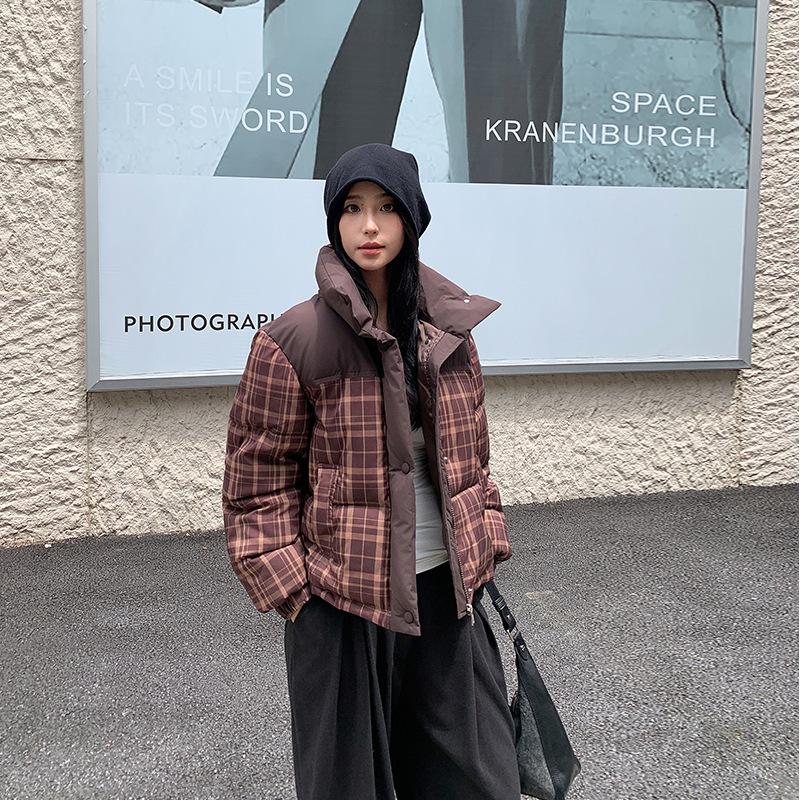 Осенне-зимняя новая стеганая куртка с леопардовым принтом женская укороченная утолщенная студенческая с капюшоном полиэстеровая стеганая куртка M
Осенне-зимняя новая стеганая куртка с леопардовым принтом женская укороченная утолщенная студенческая с капюшоном полиэстеровая стеганая куртка M