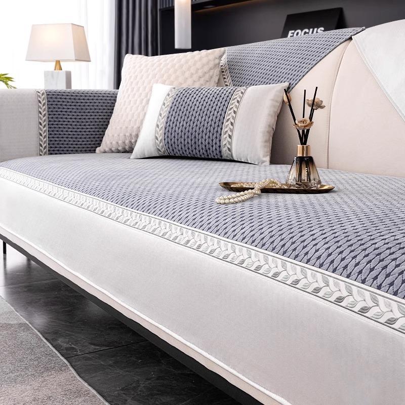 Chenier Sofa Cushion Is Universal In All Seasons, Dirt-Resistant And Non-Slip Seat Cushion, Backrest Towel New Leather Sofa Cover Cover Cloth 70*70cm
Chenier Sofa Cushion Is Universal In All Seasons, Dirt-Resistant And Non-Slip Seat Cushion, Backrest Towel New Leather Sofa Cover Cover Cloth 70*70cm