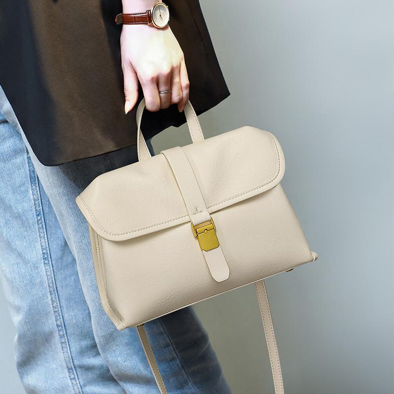 Bag women s new women s bag summer leather messenger bag premium shoulder handbag
Bag women s new women s bag summer leather messenger bag premium shoulder handbag