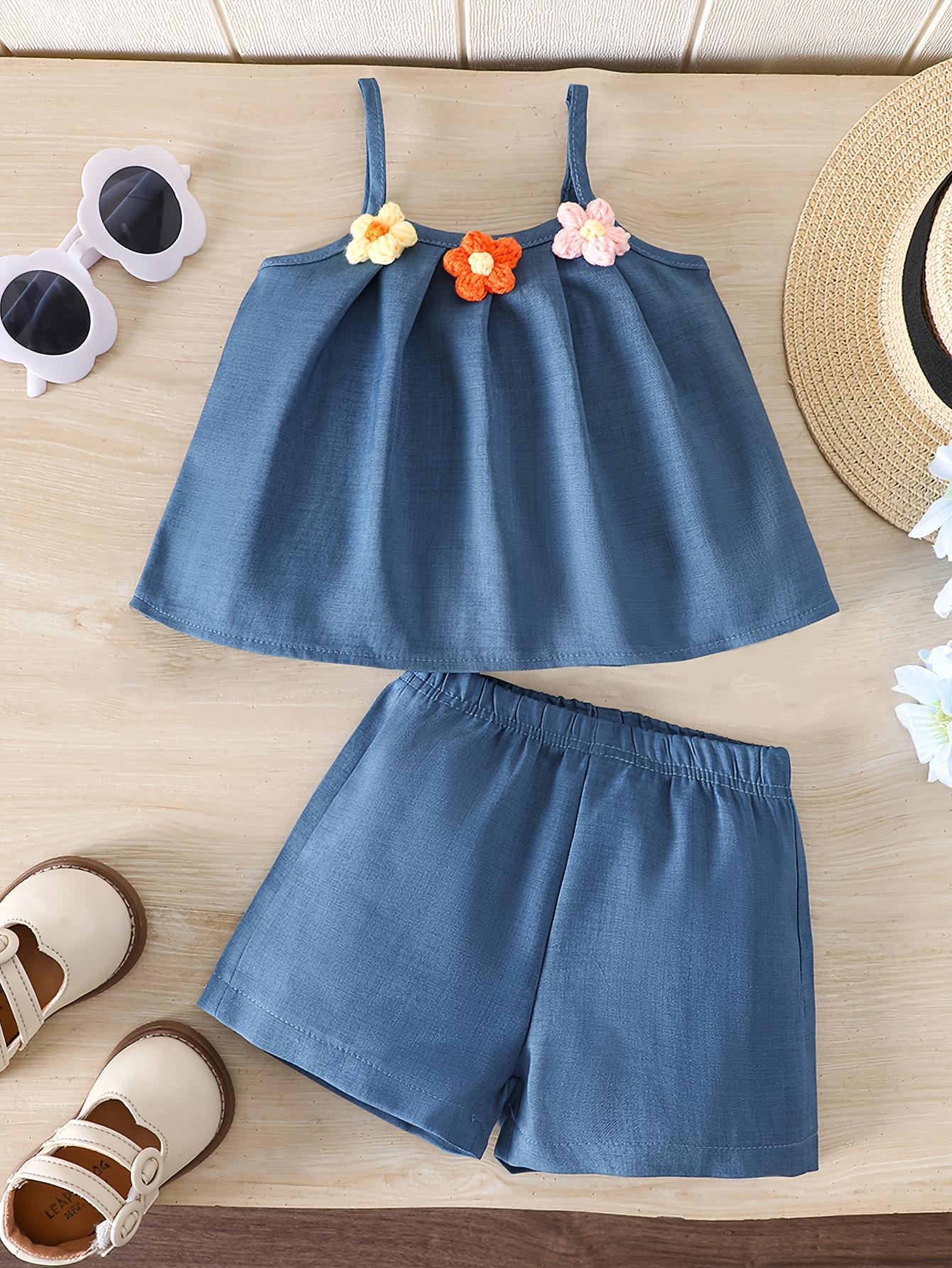Adorable baby girl set, A-line waistband top + shorts, flower patch decor, casual daily wear for beach, picnic & outdoor activities 6-9M синий
Adorable baby girl set, A-line waistband top + shorts, flower patch decor, casual daily wear for beach, picnic & outdoor activities 6-9M синий