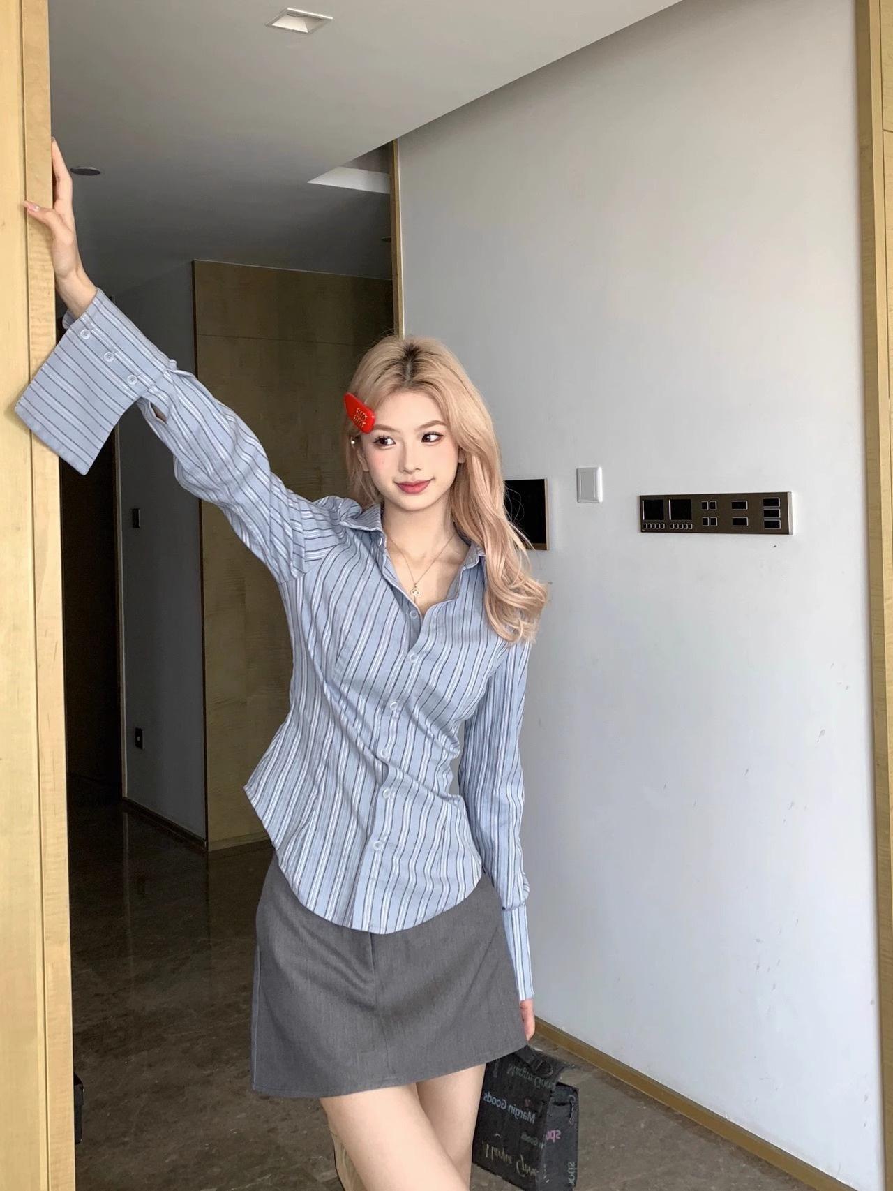 Рубашка поло в синюю полоску с французским воротником Hot Girl Pure Desire XL
Рубашка поло в синюю полоску с французским воротником Hot Girl Pure Desire XL