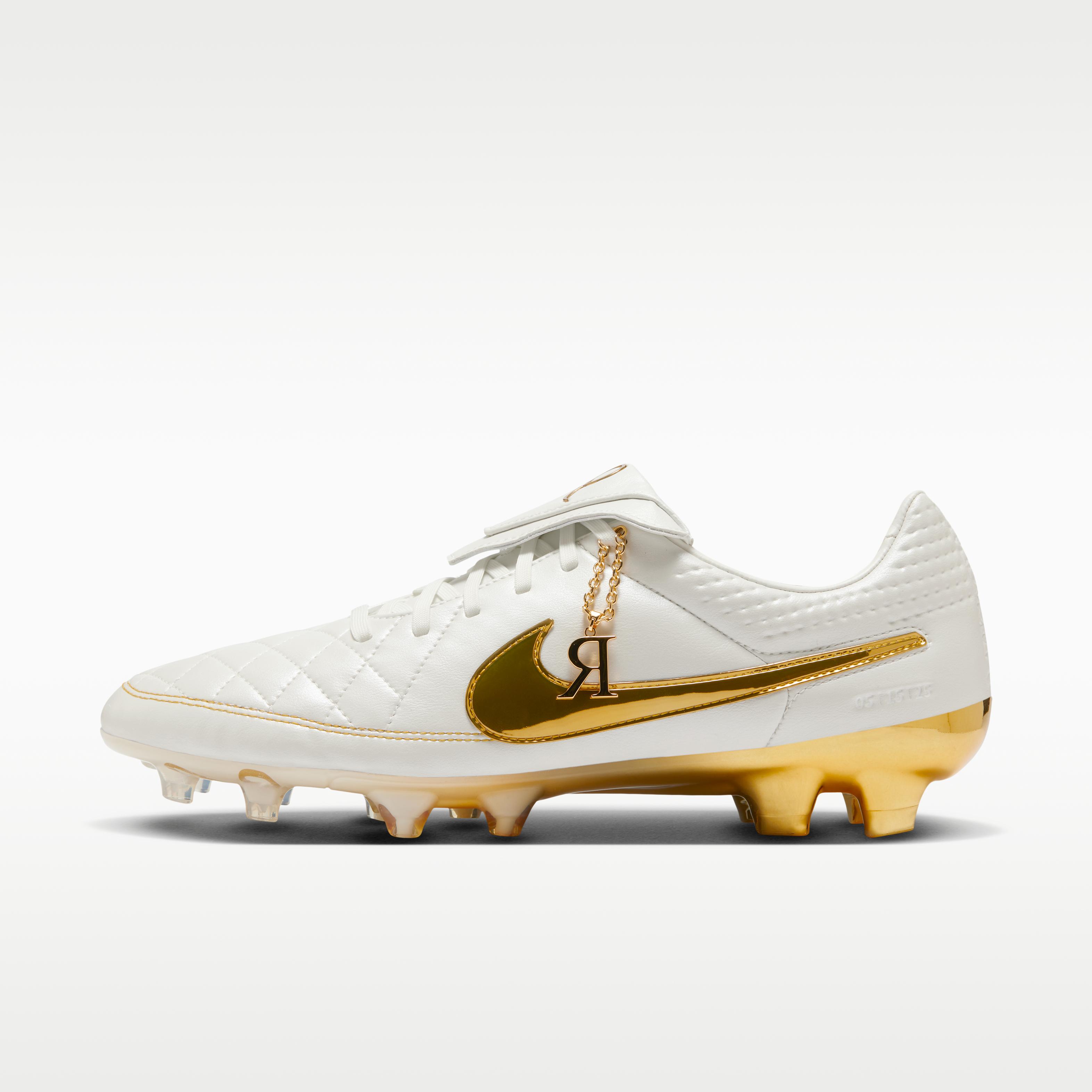 Nike Tiempo Legend RGN FG SE Ronaldinho Touch of Gold 39
Nike Tiempo Legend RGN FG SE Ronaldinho Touch of Gold 39